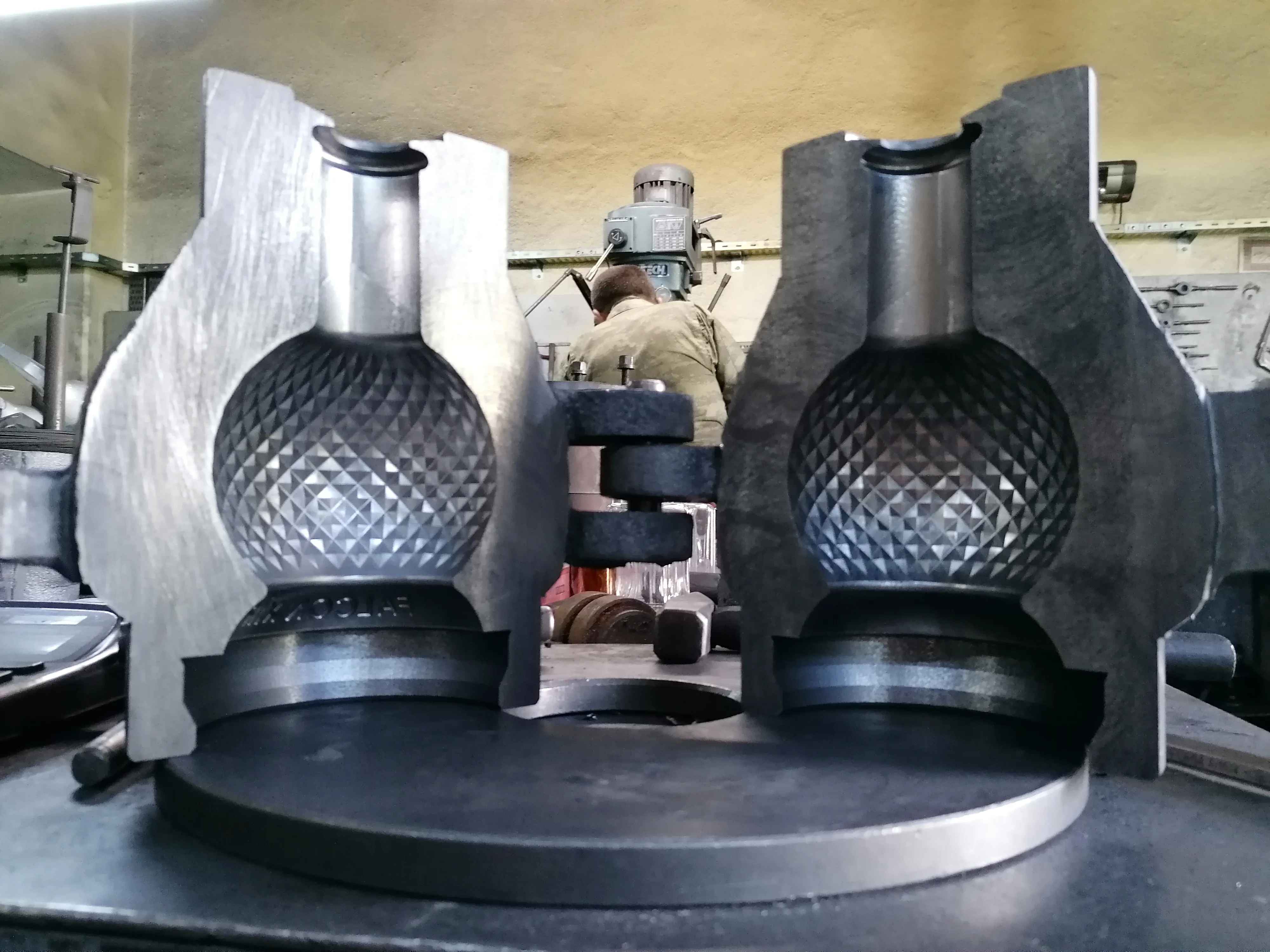 Cam Üretimi Şiller Soğutma Kalıpları CNC